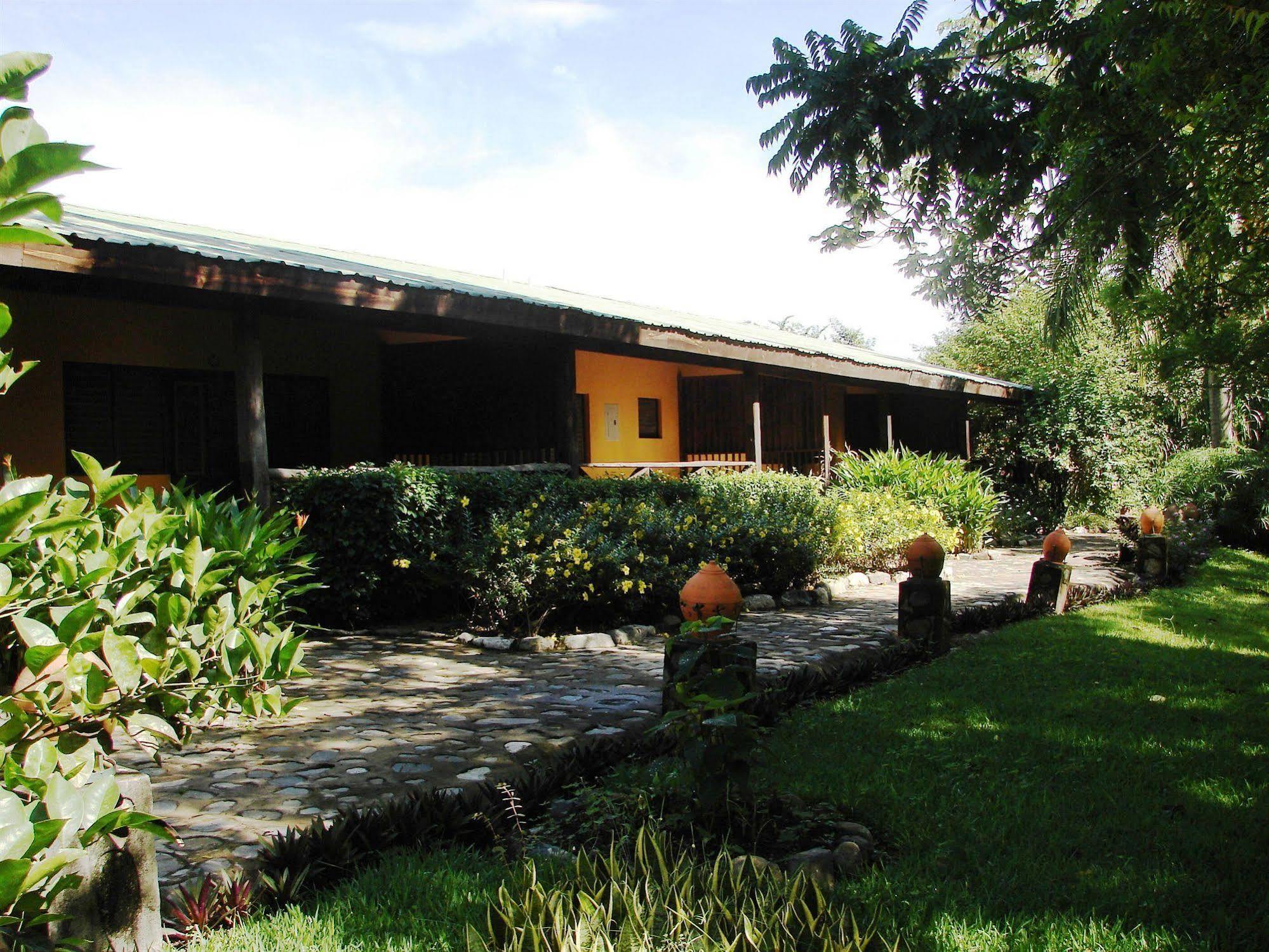 Rancho Baiguate Hotel Jarabacoa Exterior foto